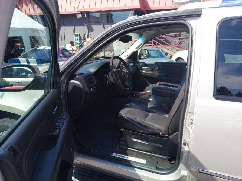 2009 GMC Yukon XL Denali