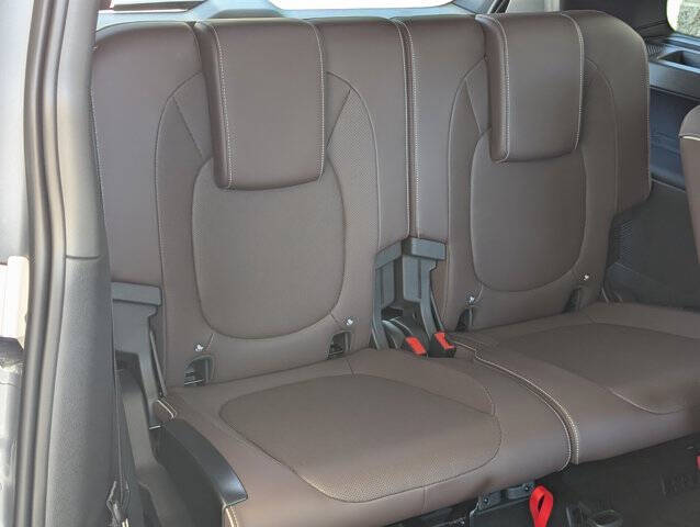 2025 Volkswagen ID. Buzz Pro S Plus