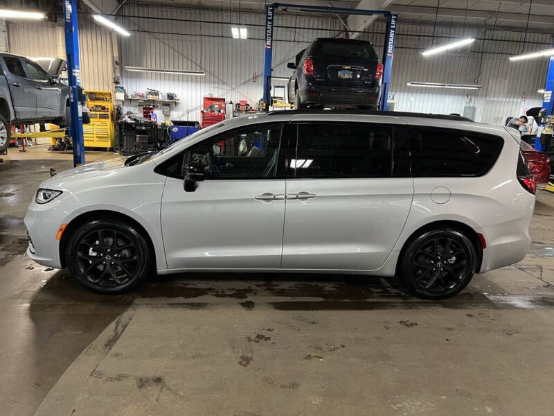 2026 Chrysler Pacifica Limited