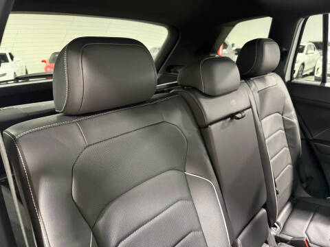 2024 Volkswagen Tiguan SEL R-Line 4Motion