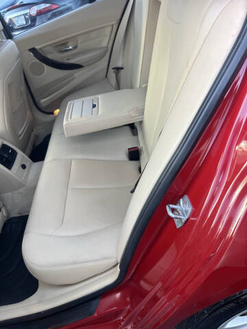 2015 BMW 3 Series 328i