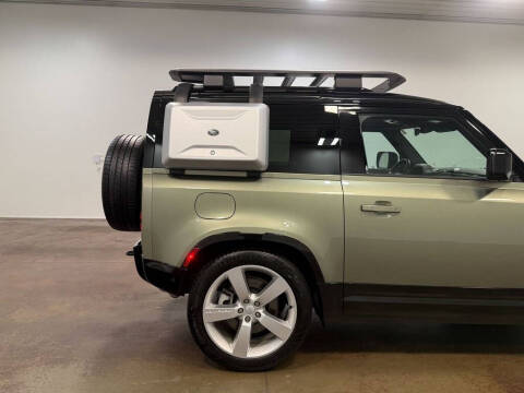 2024 Land Rover Defender 90 P400 X-Dynamic SE