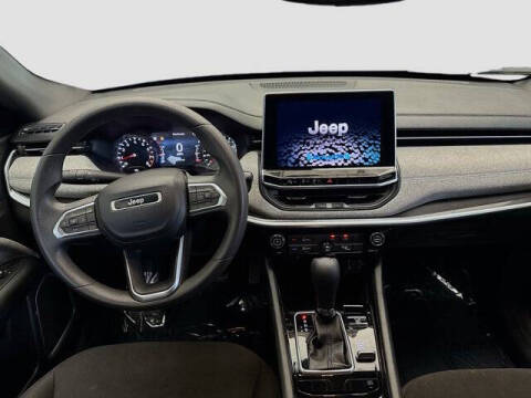 2023 Jeep Compass Sport