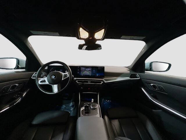 2024 BMW 3 Series 330i