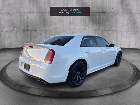 2019 Chrysler 300 S