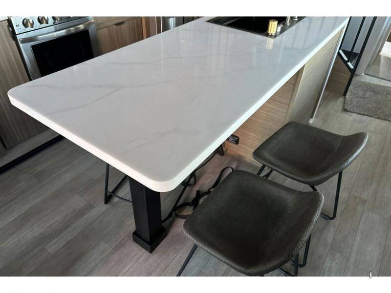 2025 Salem DEST GV 42VERANDA