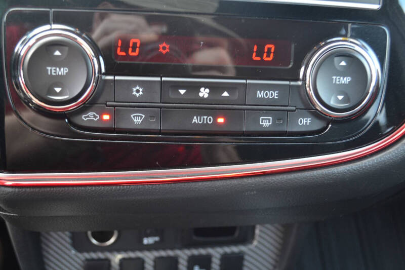 2019 Mitsubishi Outlander PHEV SEL