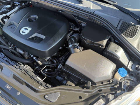 2015 Volvo XC60 T5 Drive-E Premier Plus