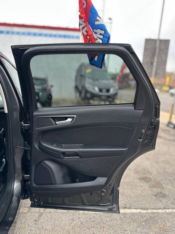 2017 Ford Edge SE
