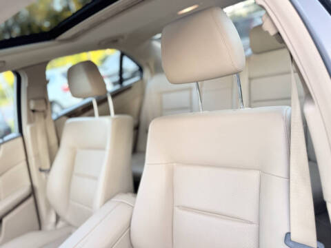 2010 Mercedes-Benz E-Class E 350 Luxury 4MATIC