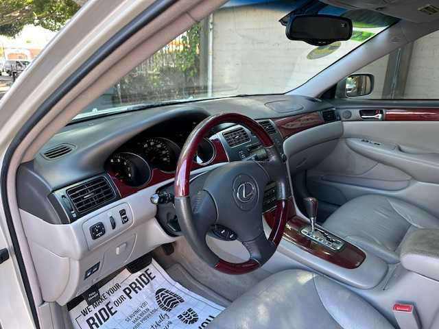2003 Lexus ES 300