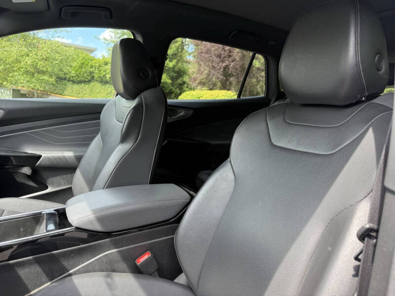 2023 Volkswagen ID.4 Pro S Plus