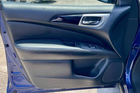 2018 Nissan Pathfinder S