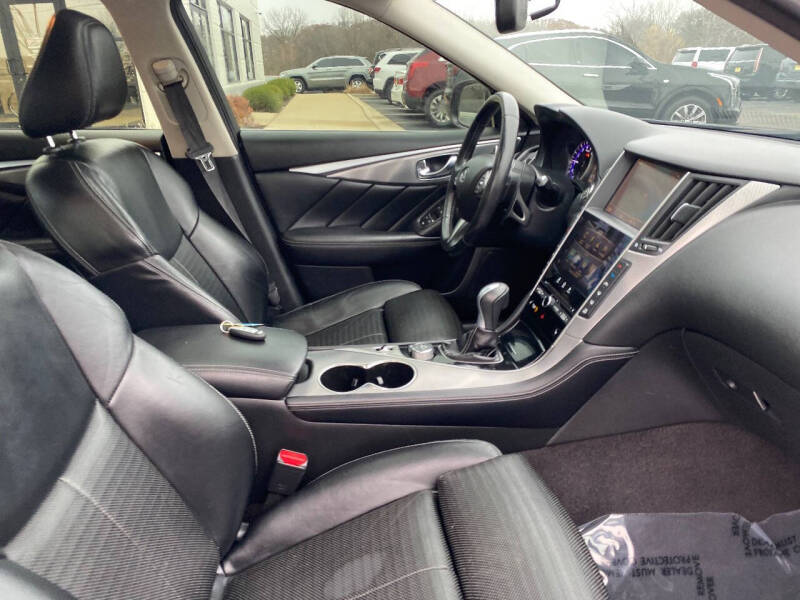 2015 Infiniti Q50 Sport