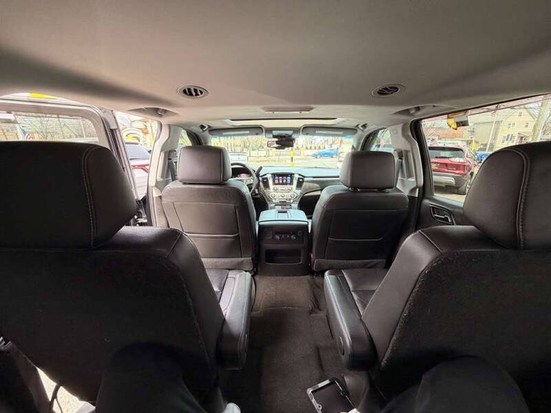 2017 Chevrolet Suburban LT