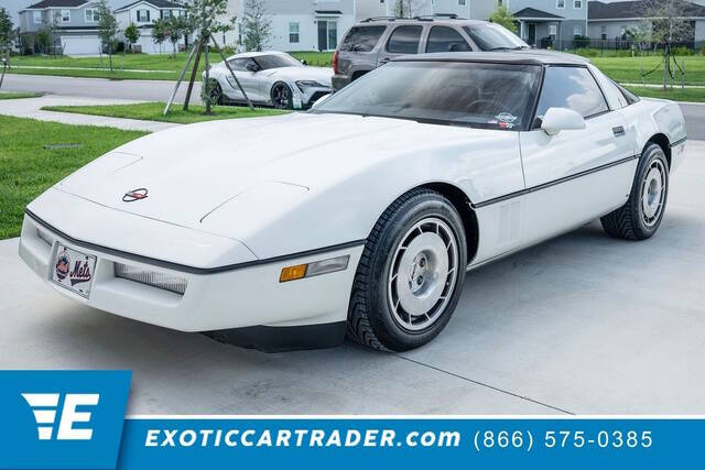 White 1986 Chevrolet Corvette Base 2dr Hatchback 1
