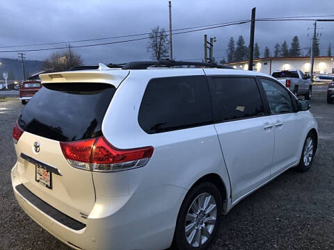 2014 Toyota Sienna Limited 7-Passenger