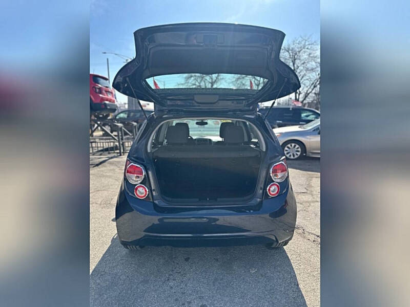 2016 Chevrolet Sonic LT Auto