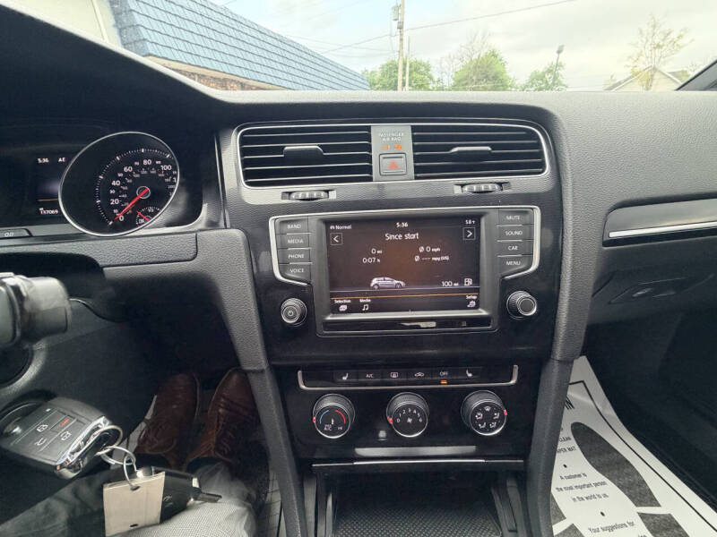 2016 Volkswagen Golf GTI S
