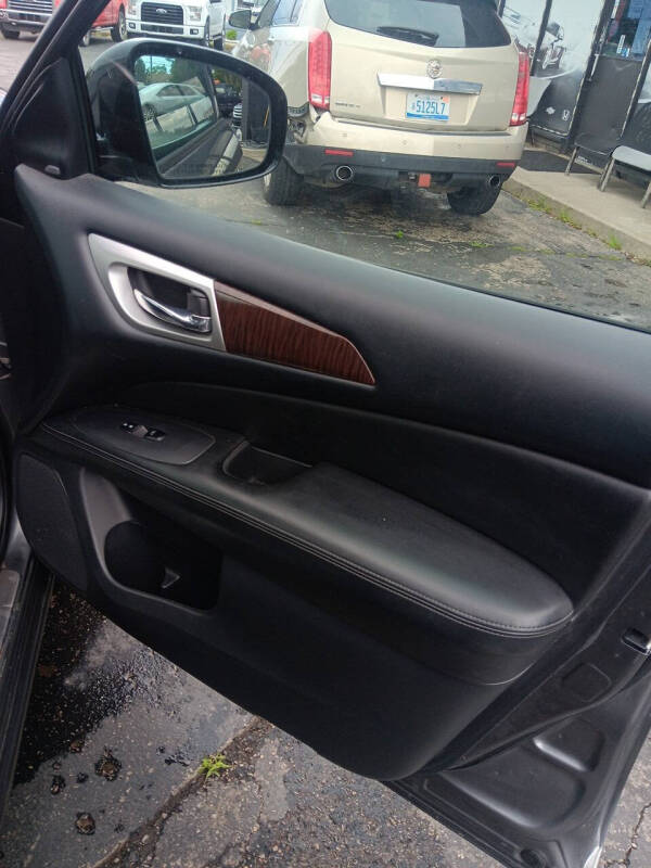 2015 Nissan Pathfinder Platinum