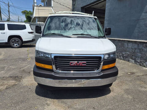 2017 GMC Savana 2500