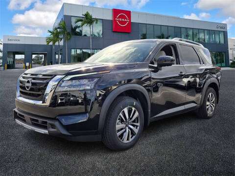 2025 Nissan Pathfinder SL