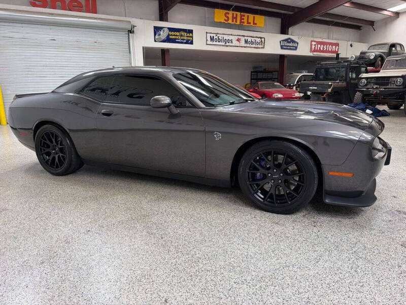 2016 Dodge Challenger SRT Hellcat
