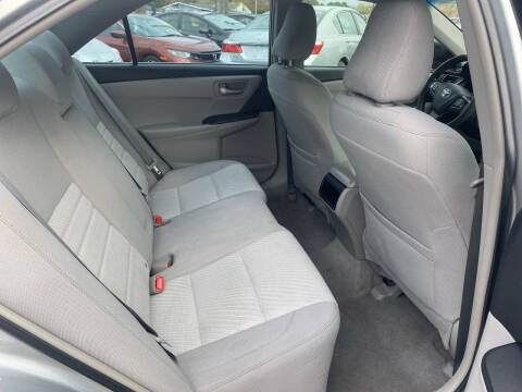 2015 Toyota Camry LE