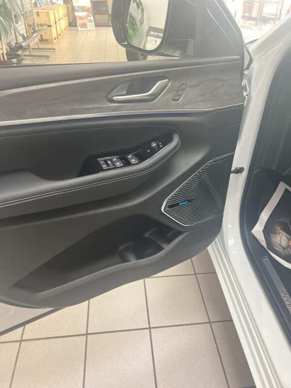 2023 Jeep Grand Cherokee Overland 4xe