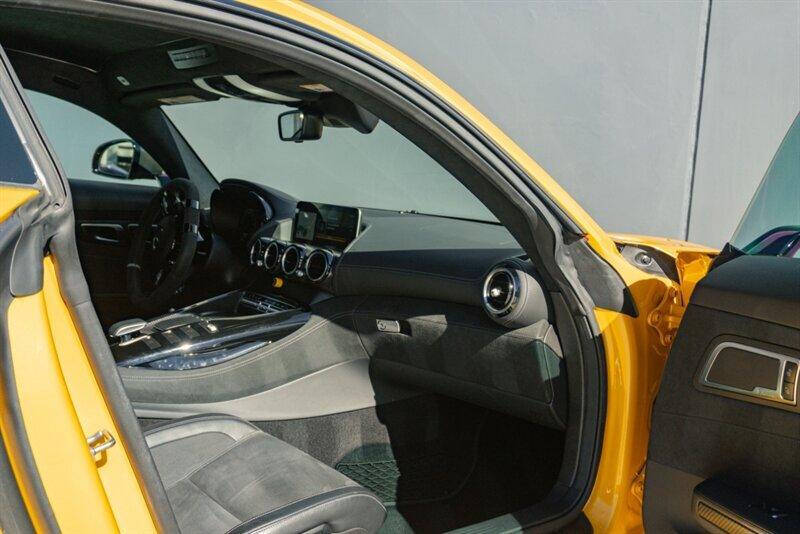 2020 Mercedes-Benz AMG GT