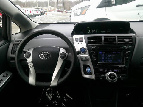 2012 Toyota Prius v Three