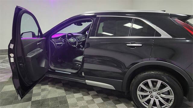 2023 Cadillac XT4 Premium Luxury