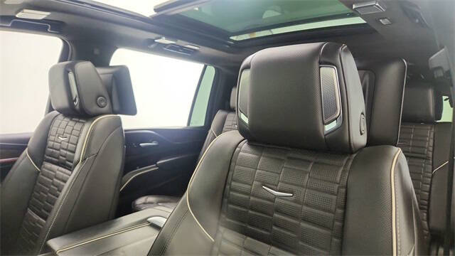 2023 Cadillac Escalade ESV Sport Platinum