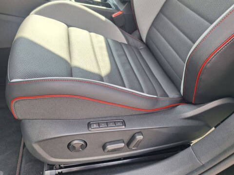 2026 Volkswagen Golf GTI SE