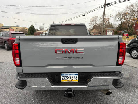 2025 GMC Sierra 2500HD Pro