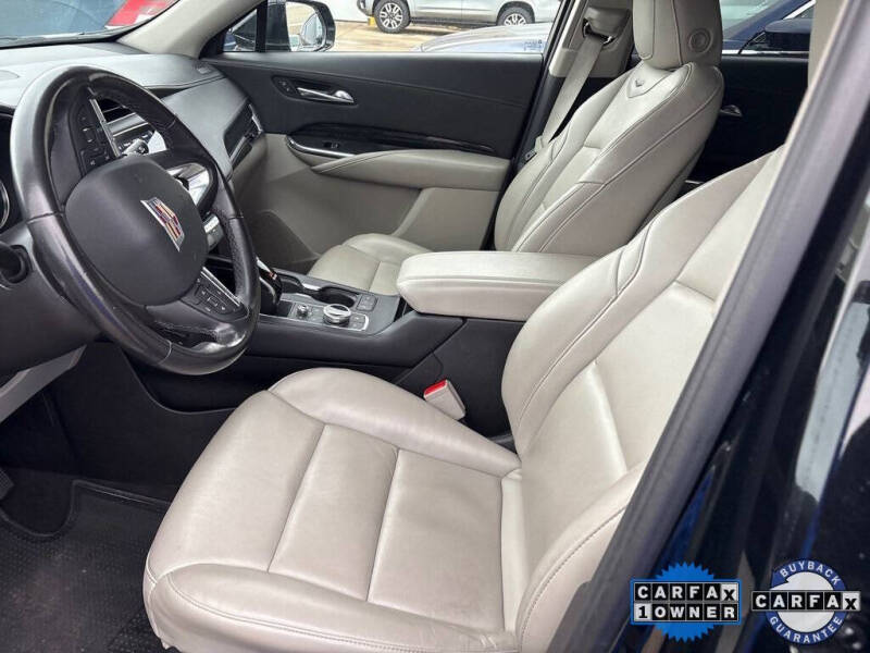 2023 Cadillac XT4 Premium Luxury