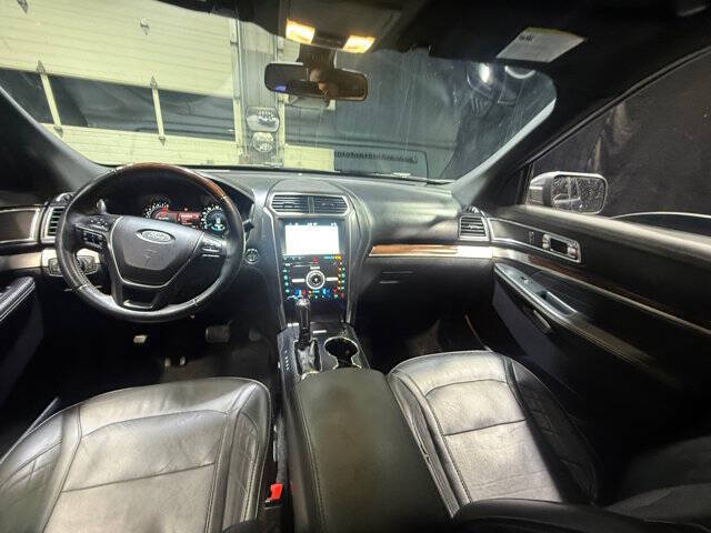 2018 Ford Explorer Platinum