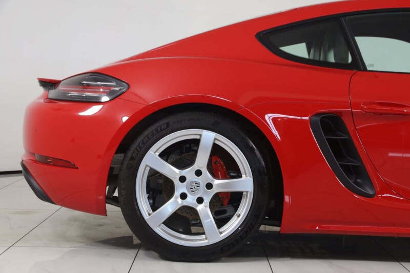 2023 Porsche 718 Cayman S