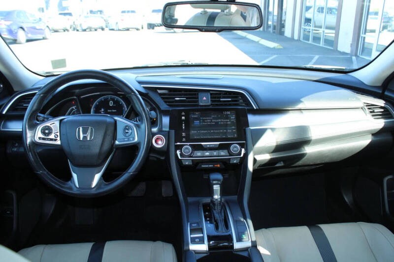 2018 Honda Civic Touring