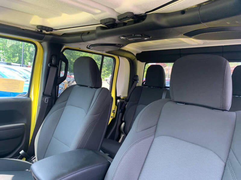 2023 Jeep Gladiator Sport S