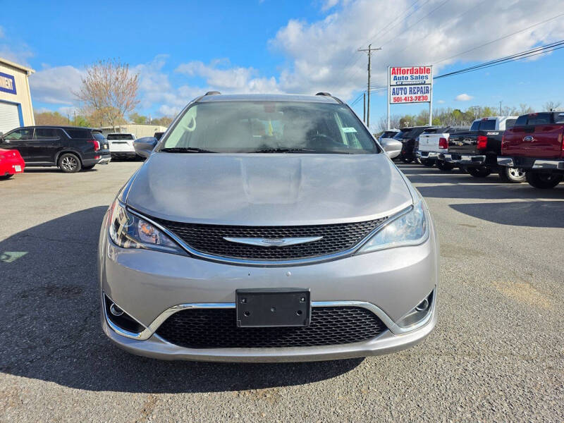 2017 Chrysler Pacifica Touring-L