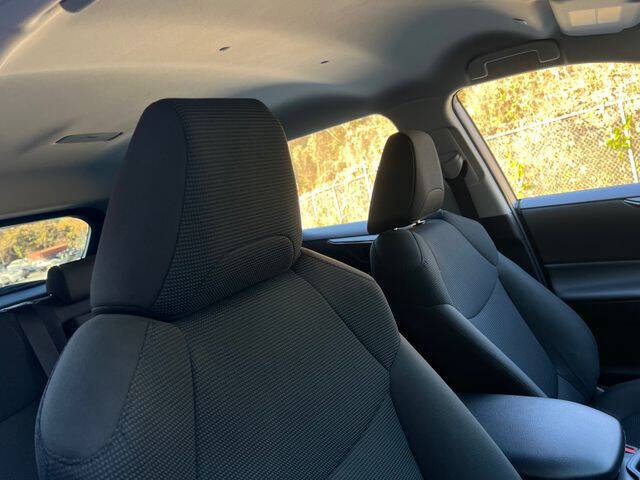 2023 Toyota RAV4 Hybrid LE