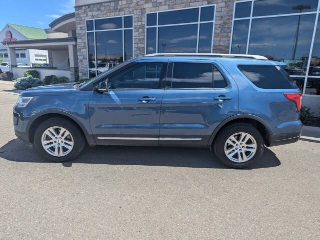 Blue 2018 Ford Explorer XLT AWD XLT 4dr SUV 2