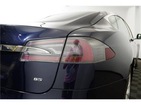 2014 Tesla Model S P85