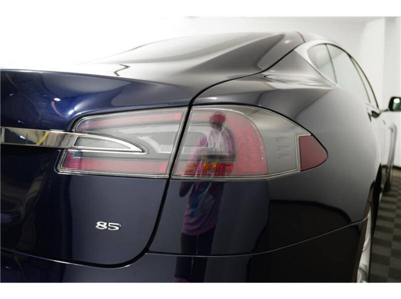 2014 Tesla Model S P85