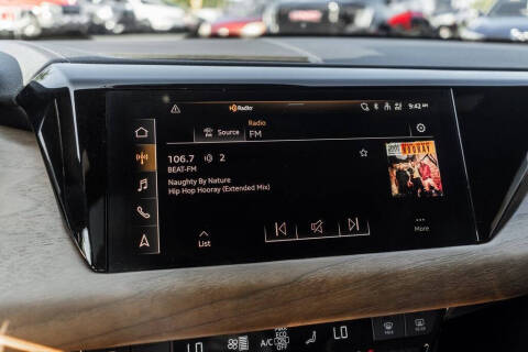 2022 Audi e-tron GT quattro Premium Plus