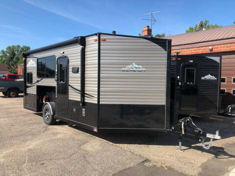 2022 Glacier 17’ RV