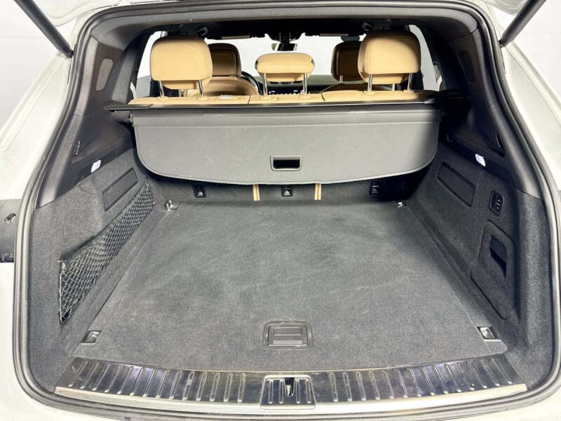 2022 Porsche Cayenne E-Hybrid