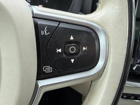 2019 Volvo XC60 T6 Momentum