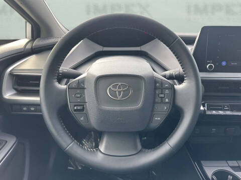 2025 Toyota Prius LE